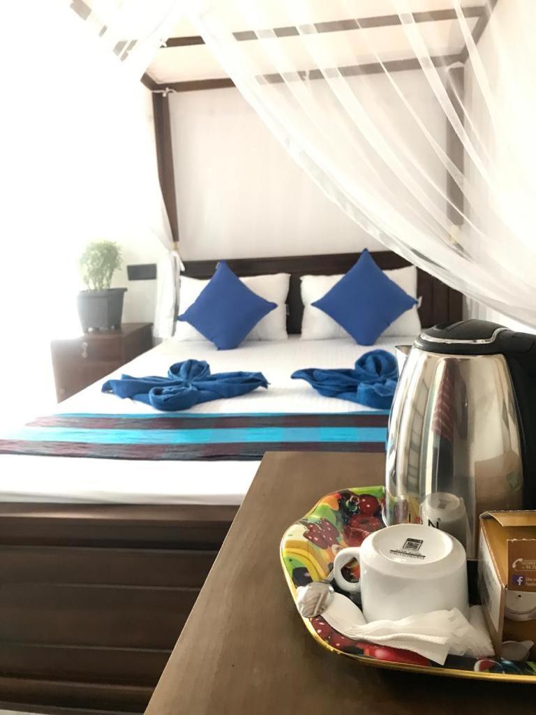 Bisandu Guesthouse Mirissa Rum bild